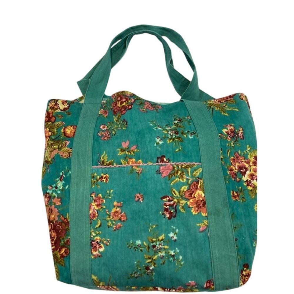 April Cornell women's artist Garden Market tote bag.